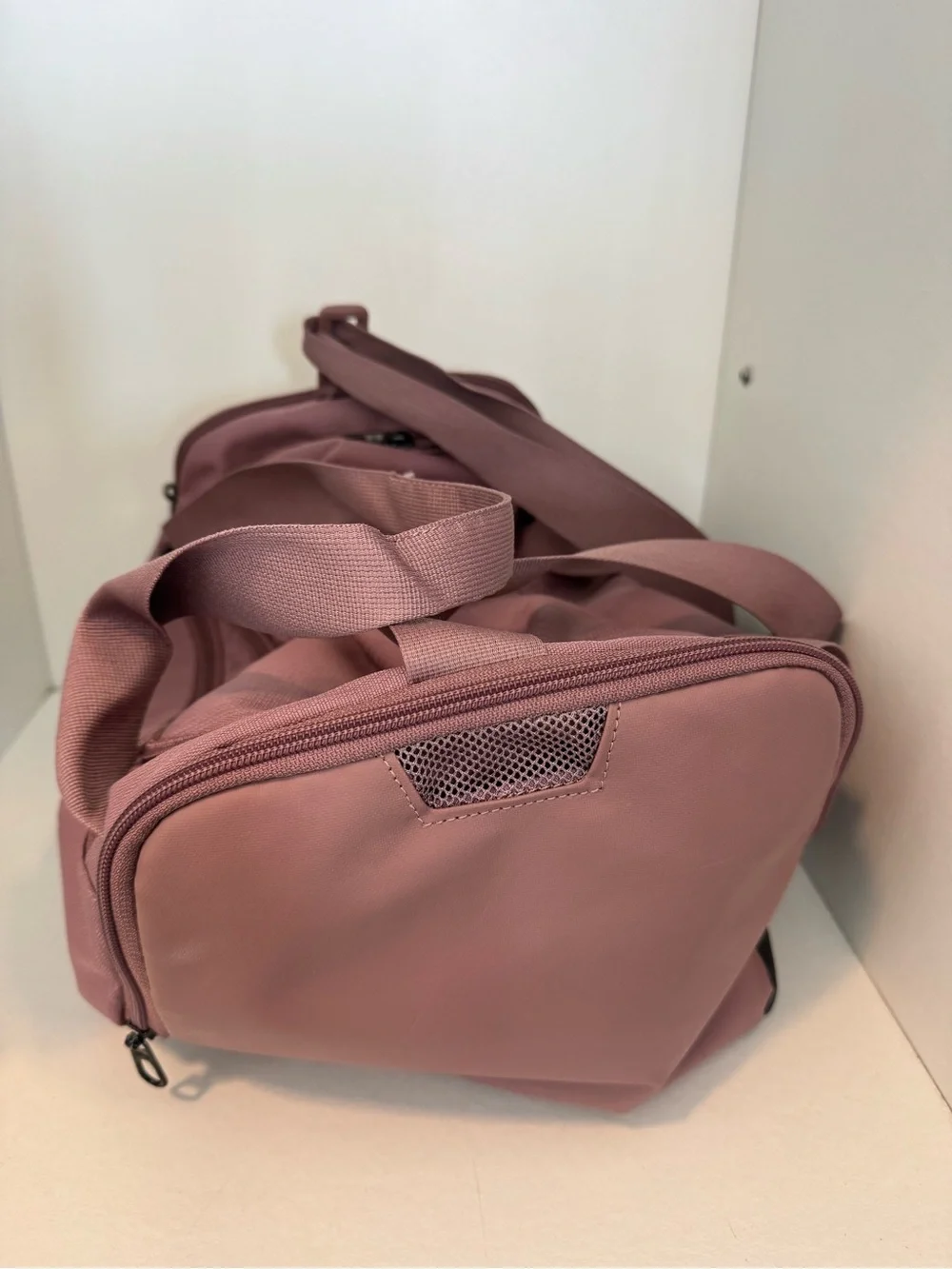 Nike Pink Duffel Bag with Shoulder Strap